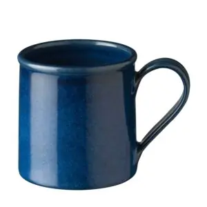 Mug biru sederhana