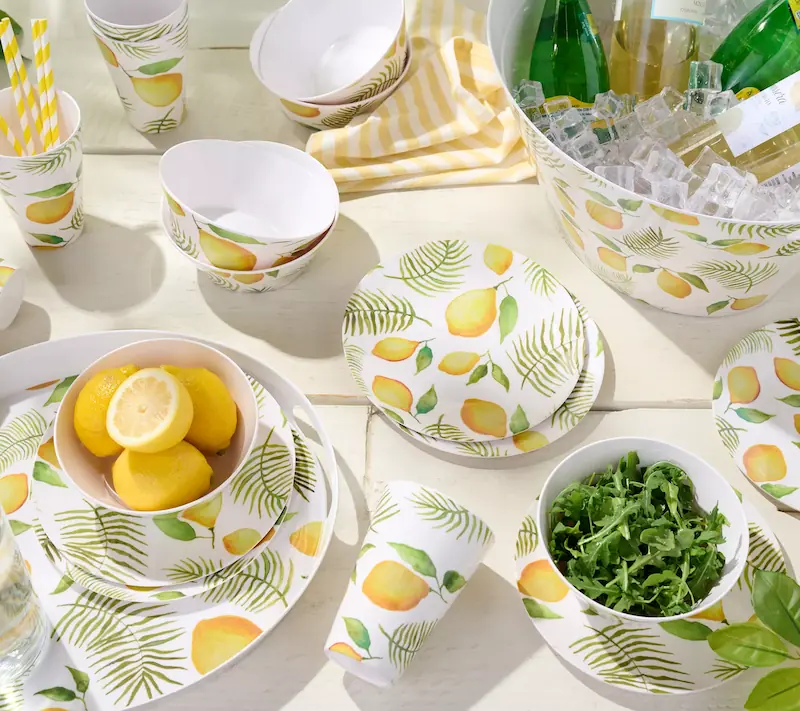 Peralatan makan motif lemon tropis