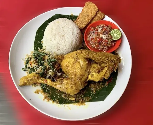 Nasi ayam dengan sambal