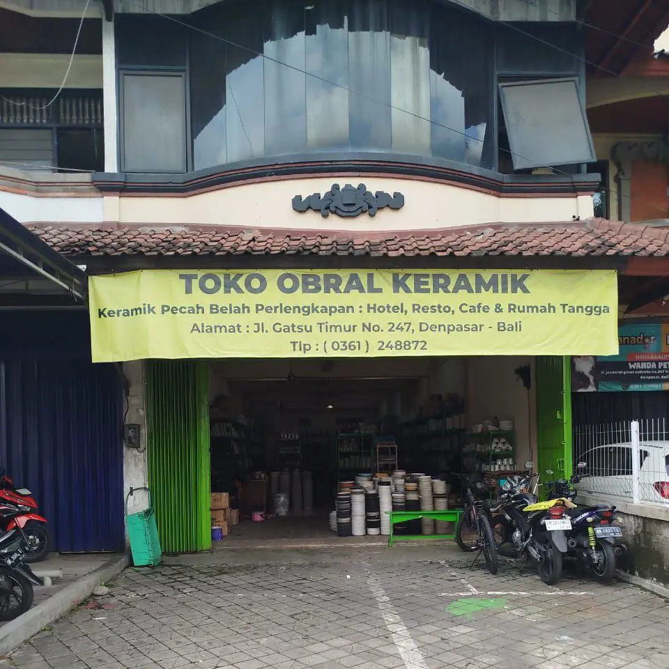 Toko obral keramik Bali